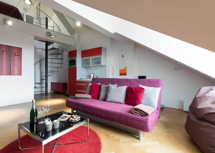Letna Apartment *