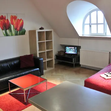 레트나 아파트먼트 *